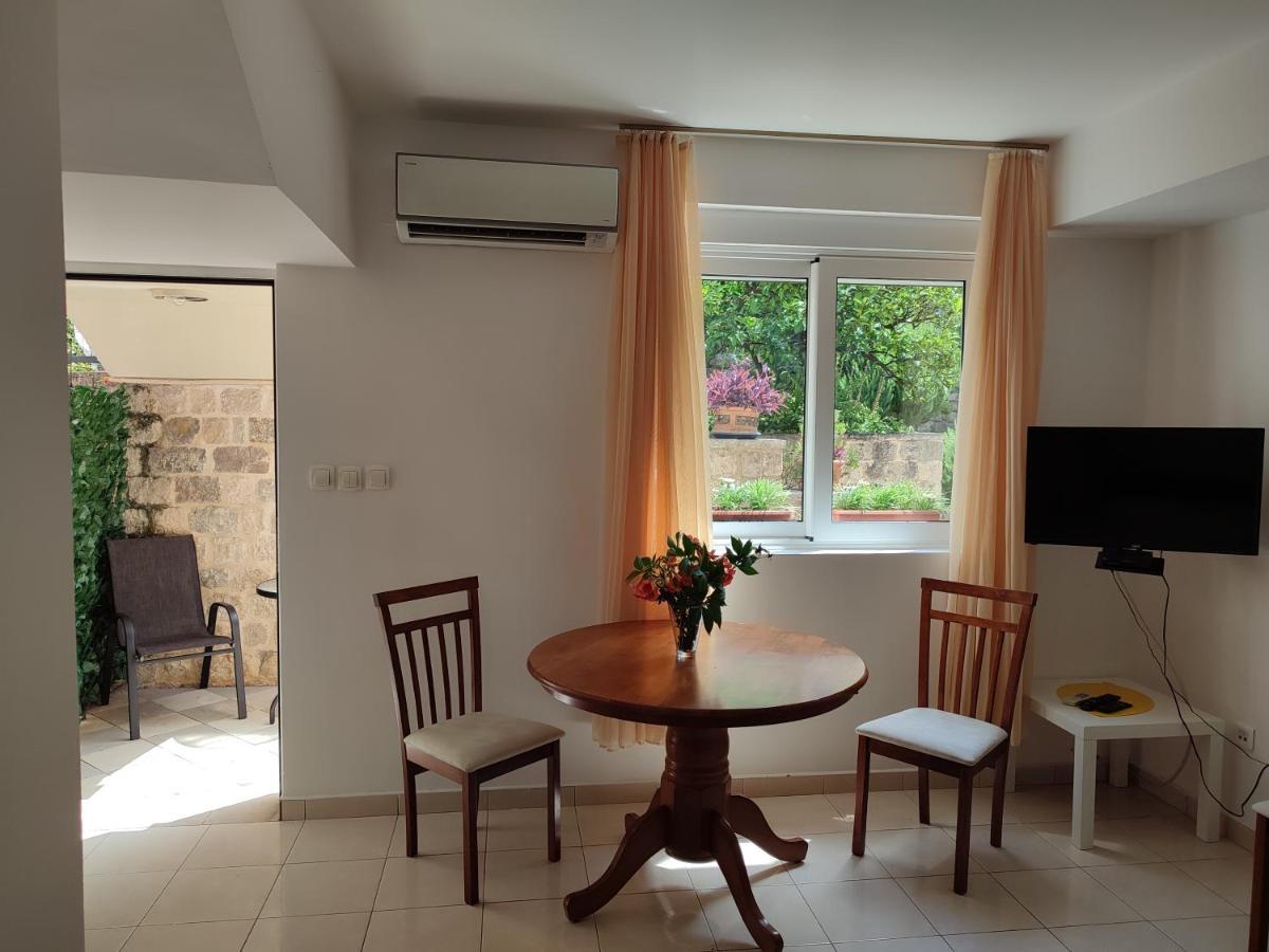 Studio Apartman Radimir Котор Екстериор снимка